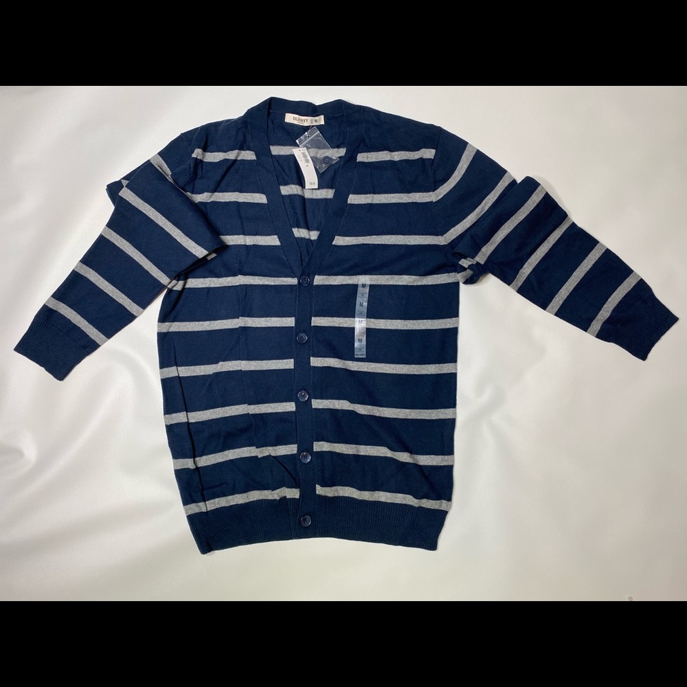 Old Navy V neck cardigan. Large
